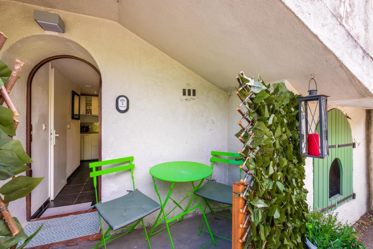 Bas De Villa, Piscine, 3 Etoiles Saint Paul de Vence Exterior photo